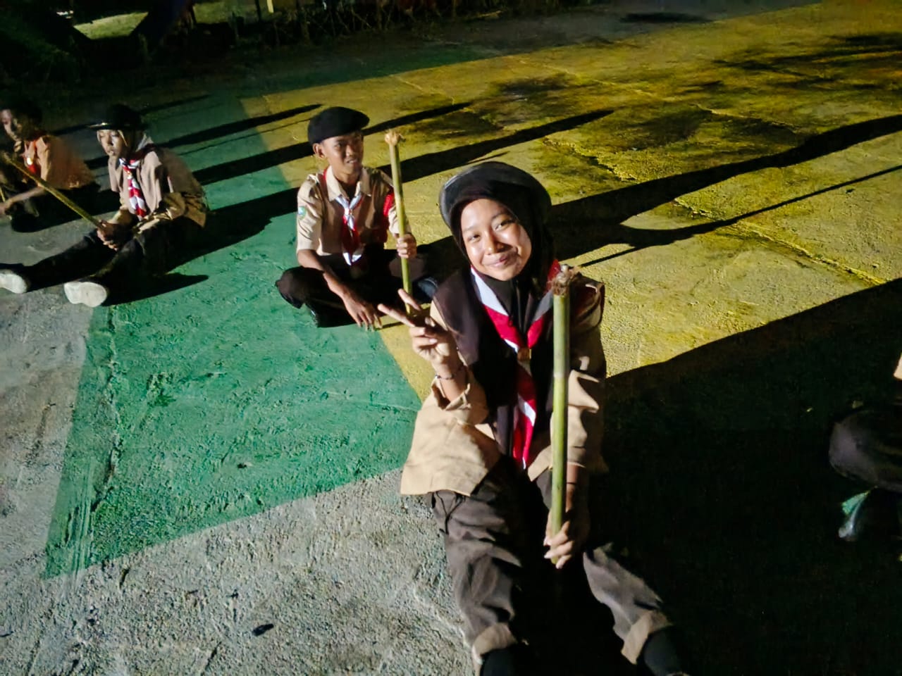 Kegiatan Sekolah Kemah